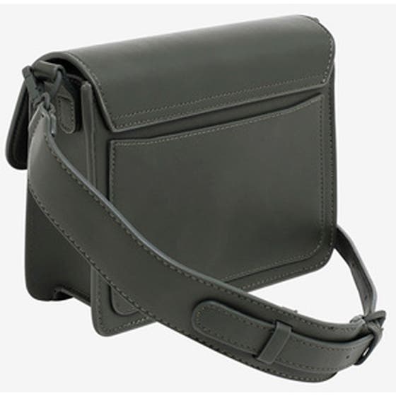 Cayman Pocket Structure