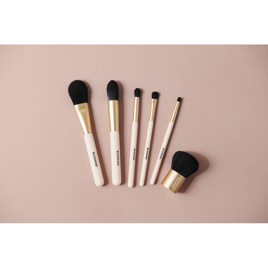 Concealer brush