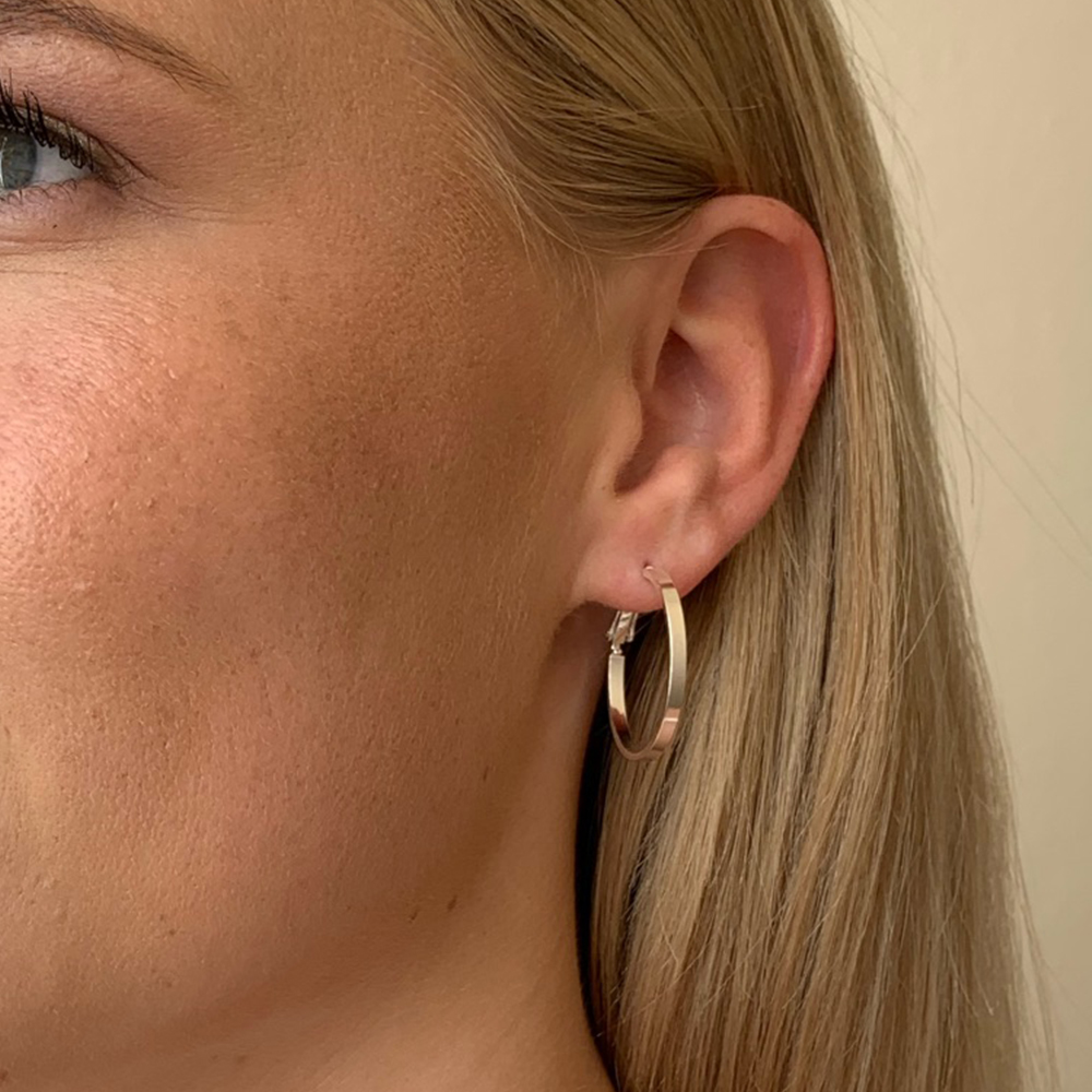 Moe Ring Ear Plain Silver