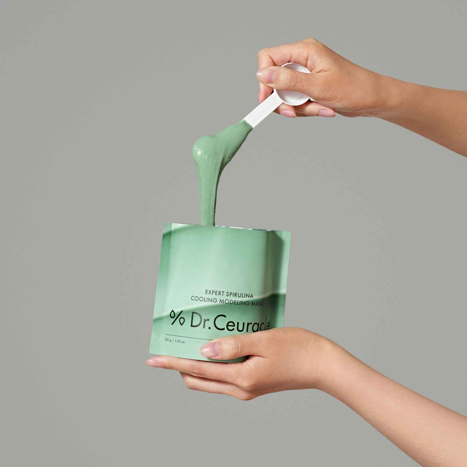 Expert Spirulina Cooling Modeling Mask