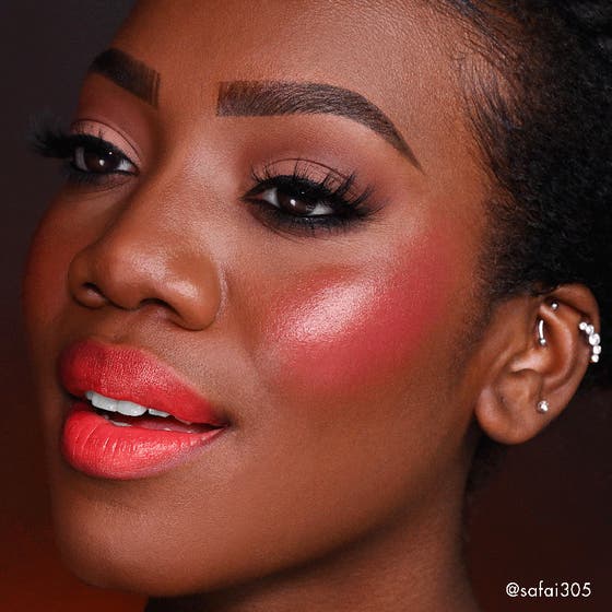 Cheek Kiss Cream Blush