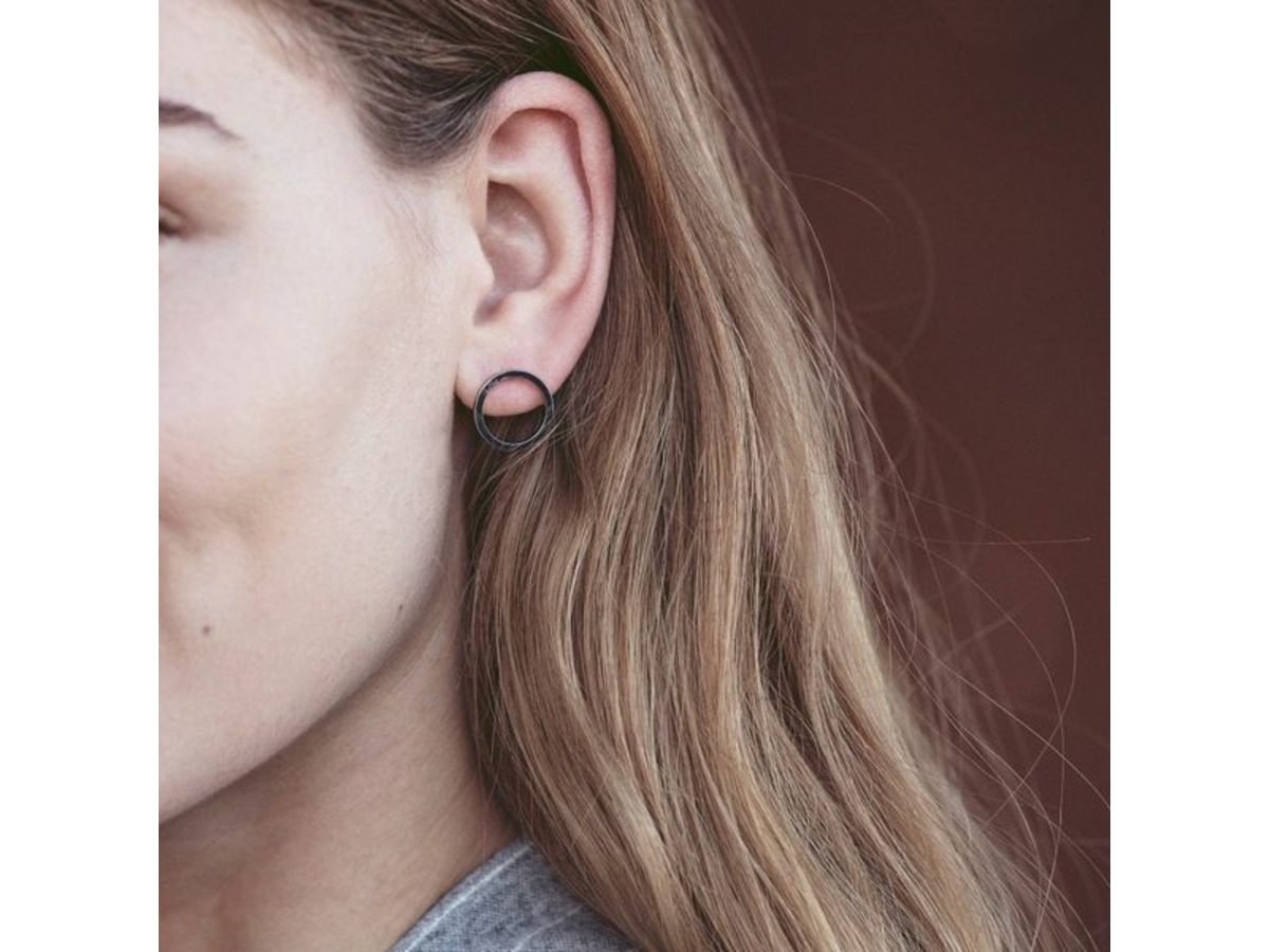 Circle Small Steel Ear