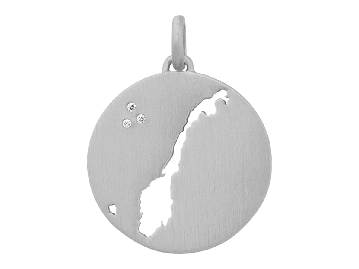 Beautiful Norway Necklace